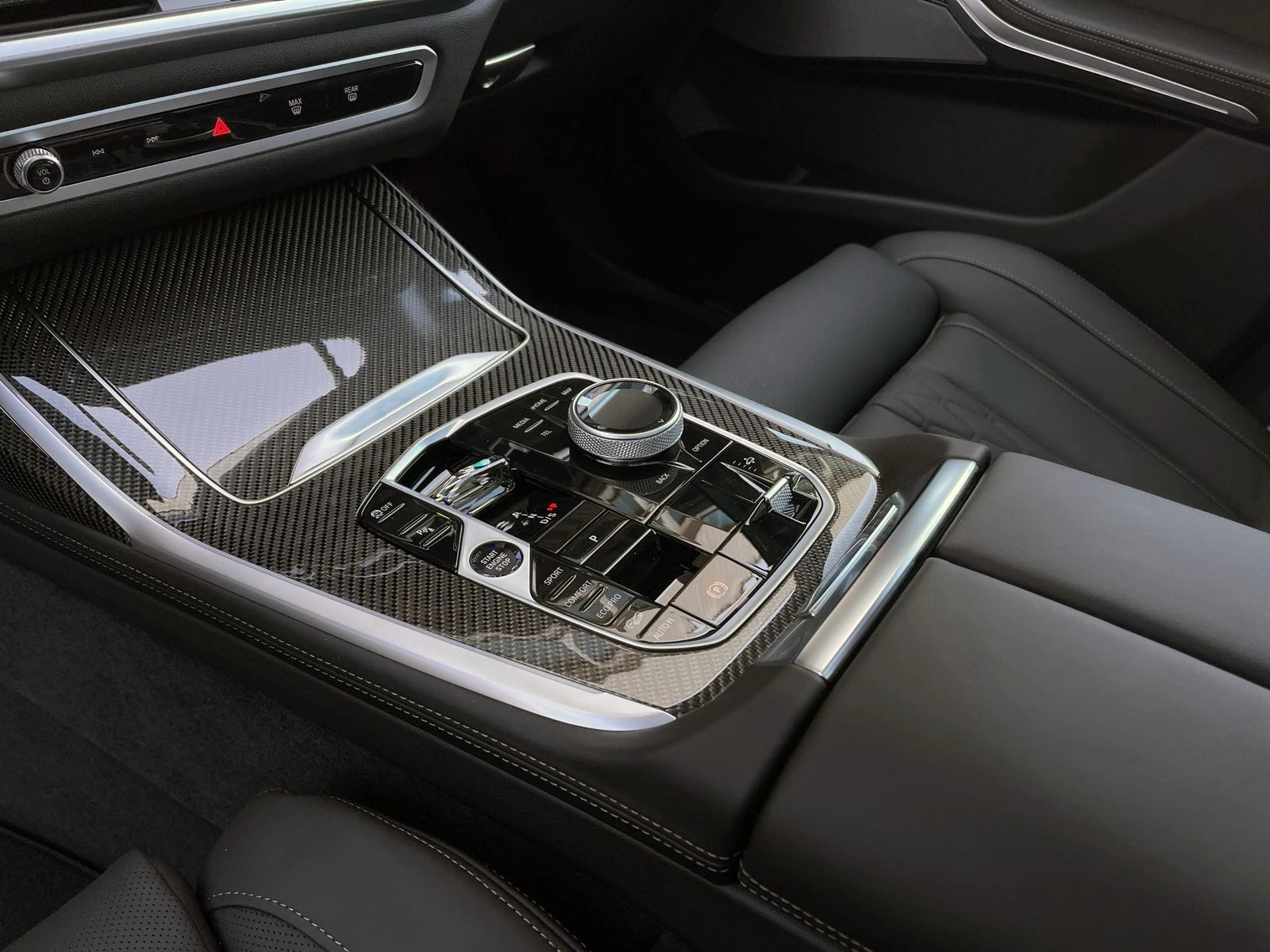 BMW X7 40i xDrive = NEW = M-Sport Pro Гаранция - изображение 10