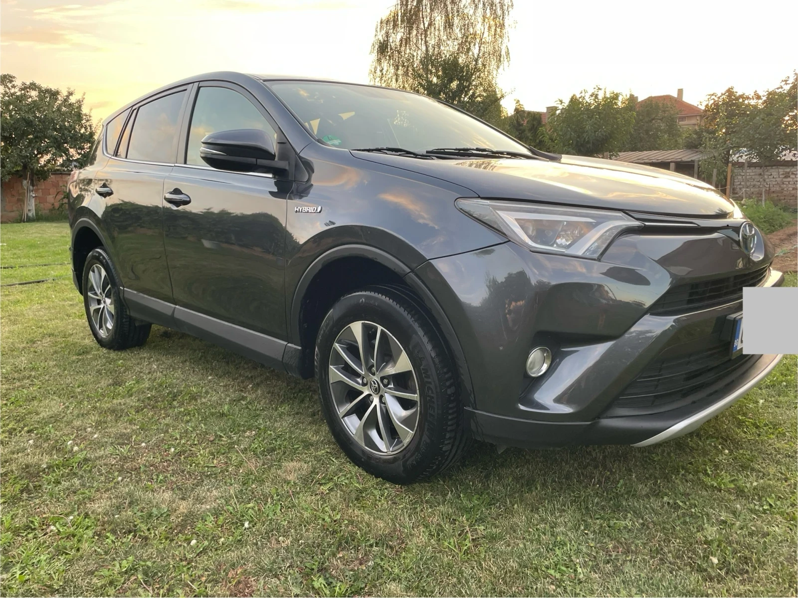 Toyota Rav4 2.5 Hybrid  - изображение 6