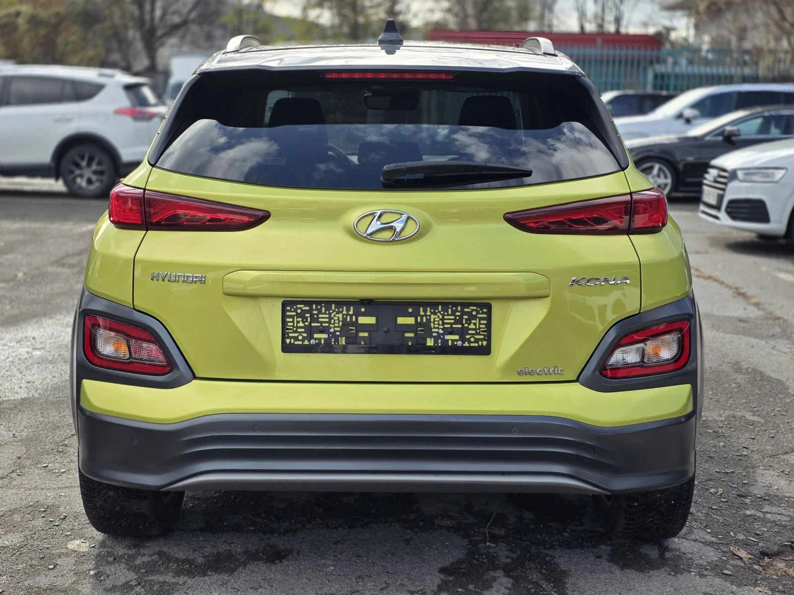 Hyundai Kona 204pc. 64kwh. Blue link Premium Термо помпа  - изображение 6