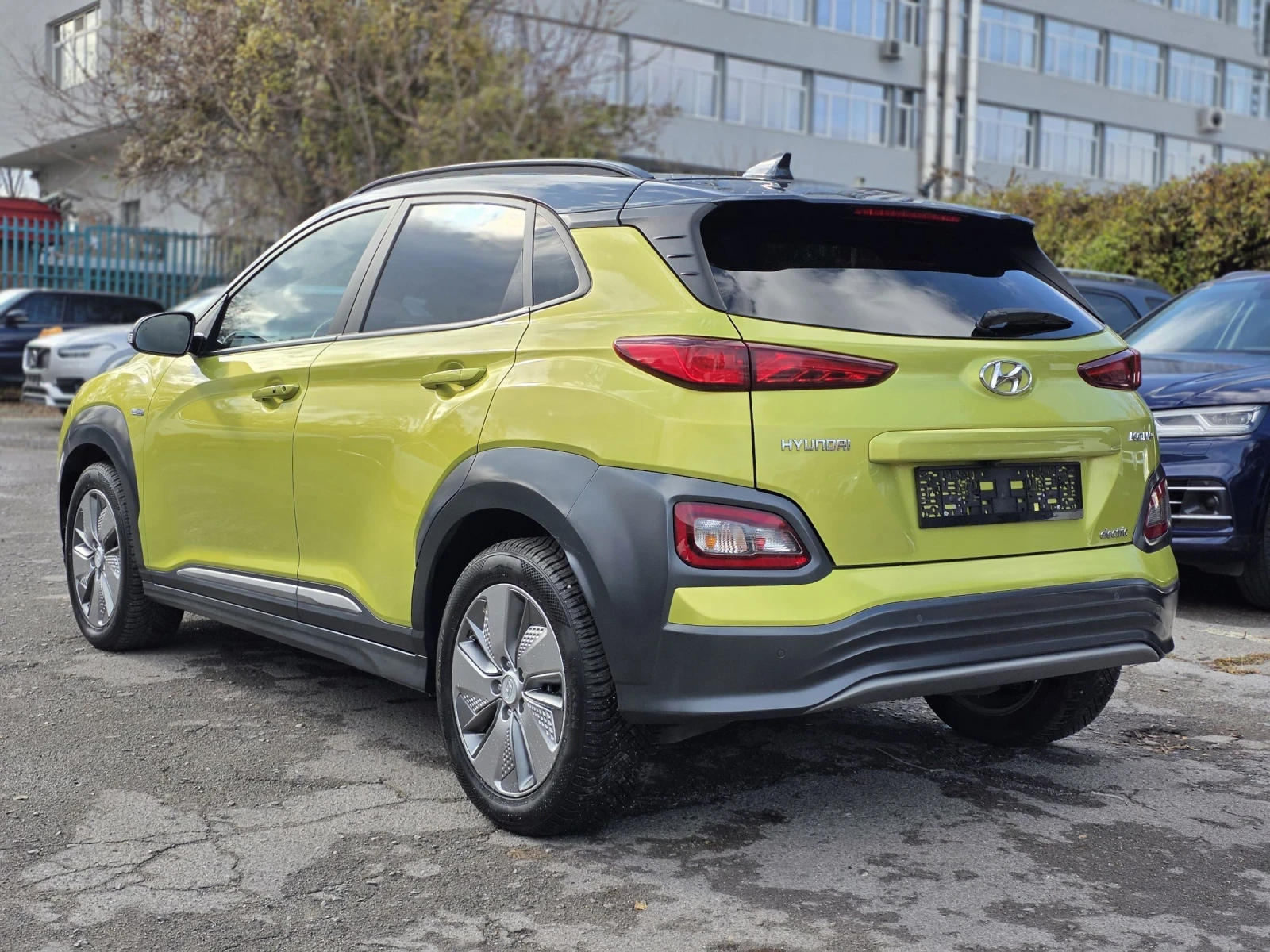 Hyundai Kona 204pc. 64kwh. Blue link Premium Термо помпа  - изображение 7