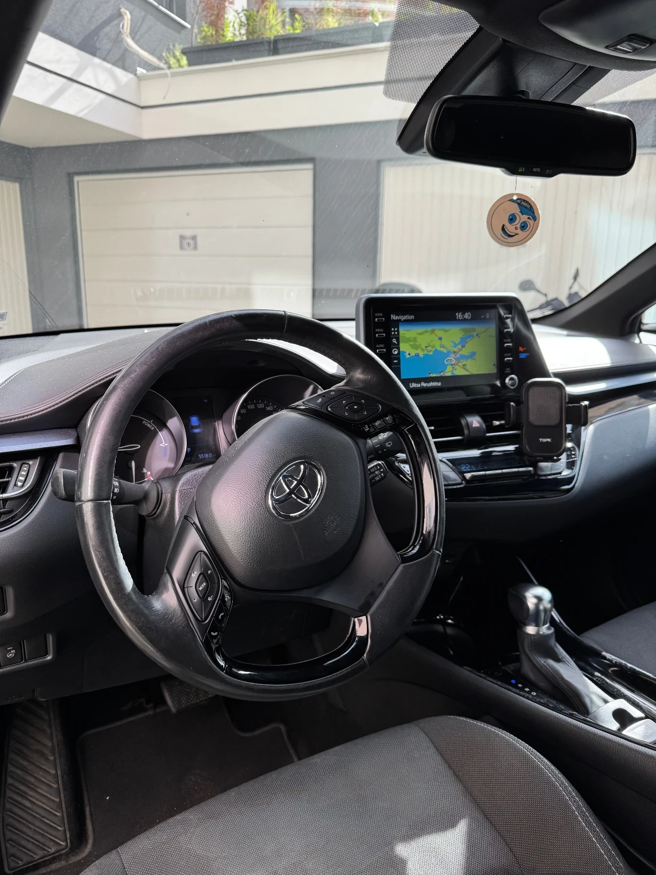 Toyota C-HR Toyota C-HR 2.0 Hybrid / Гаранция, снимка 9 - Автомобили и джипове - 53846404