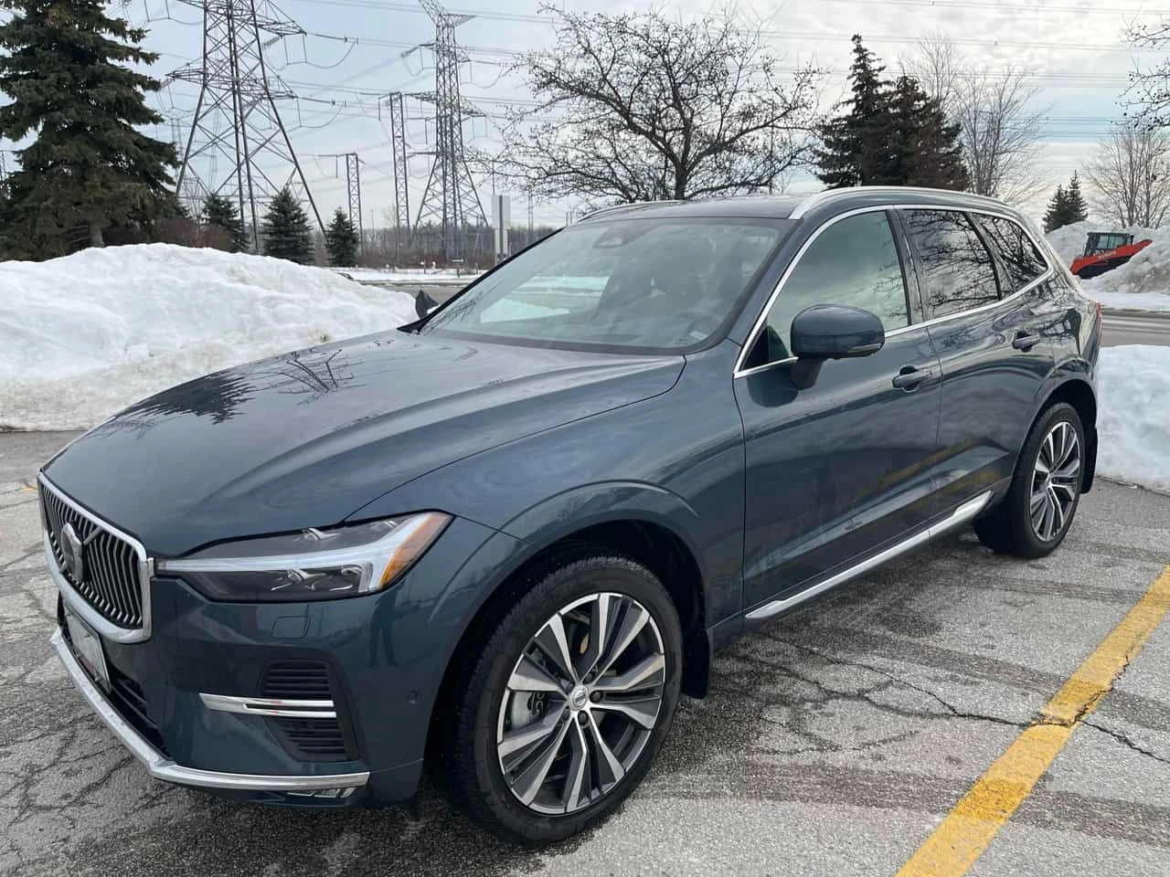 Volvo XC60 Inscription/ 360 / DIS / BOWERS & WILKINS / , снимка 2 - Автомобили и джипове - 54110261