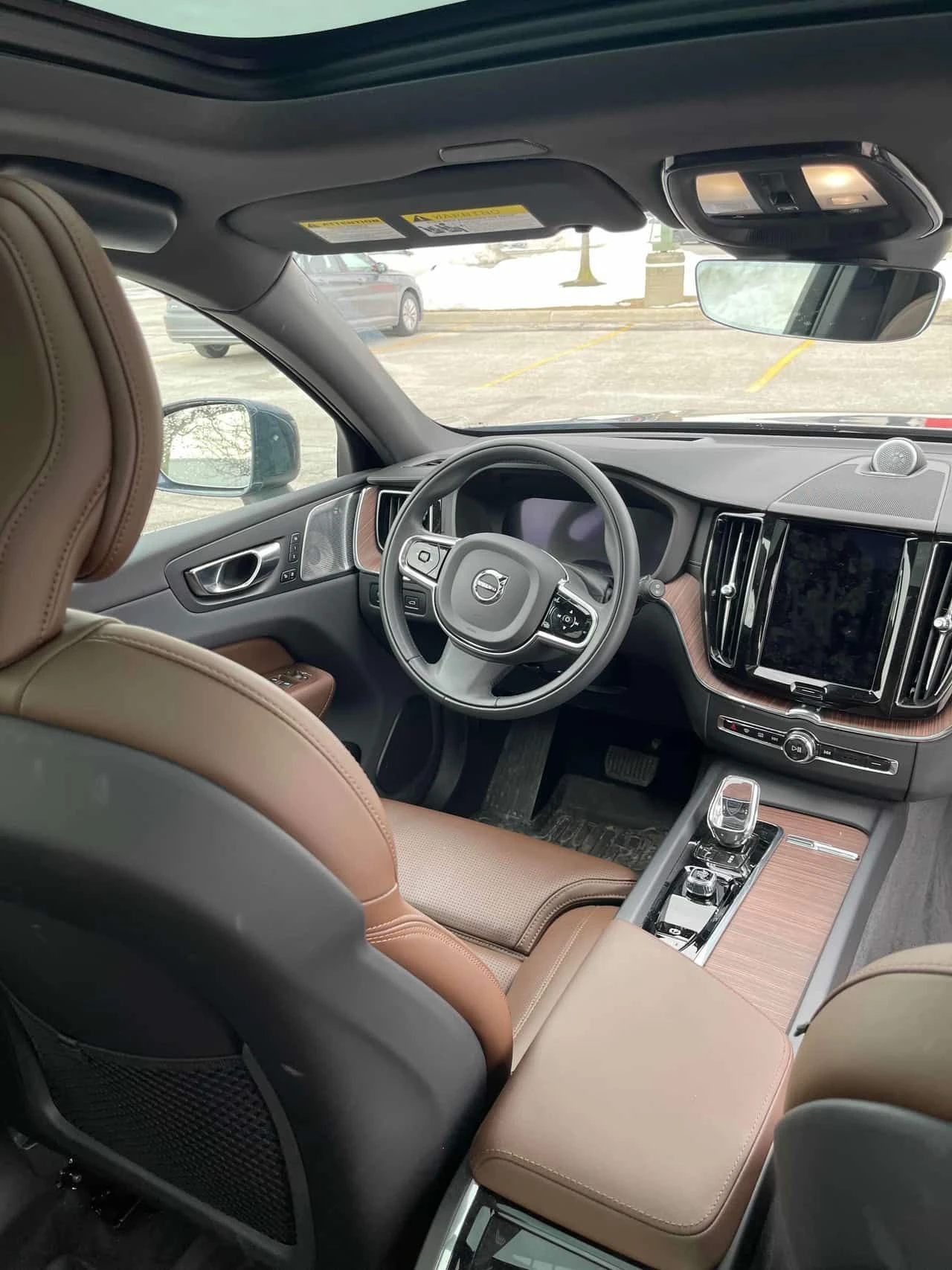 Volvo XC60 Inscription/ 360 / DIS / BOWERS & WILKINS / , снимка 7 - Автомобили и джипове - 54110261