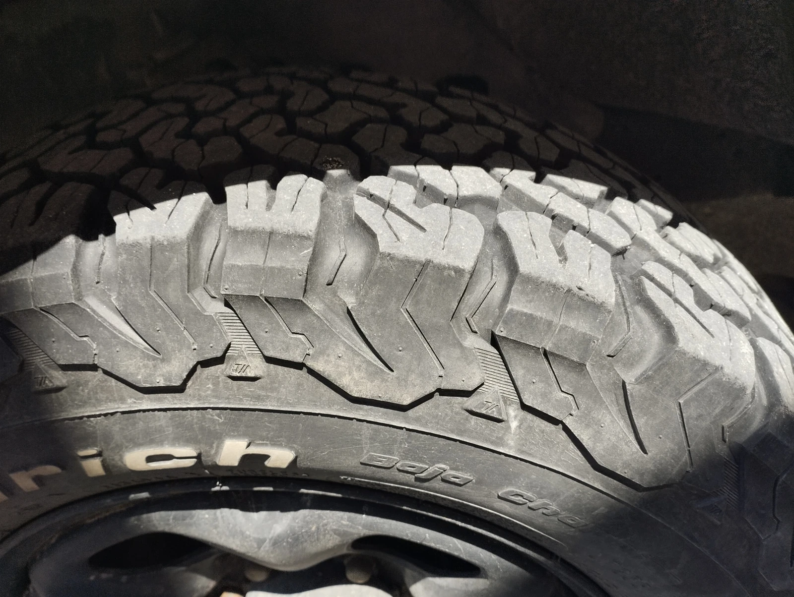 Nissan Terrano 2.7 tdi, снимка 7 - Автомобили и джипове - 54322514