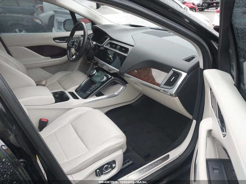 Jaguar I-Pace First Edition/Hse, снимка 5 - Автомобили и джипове - 55026199