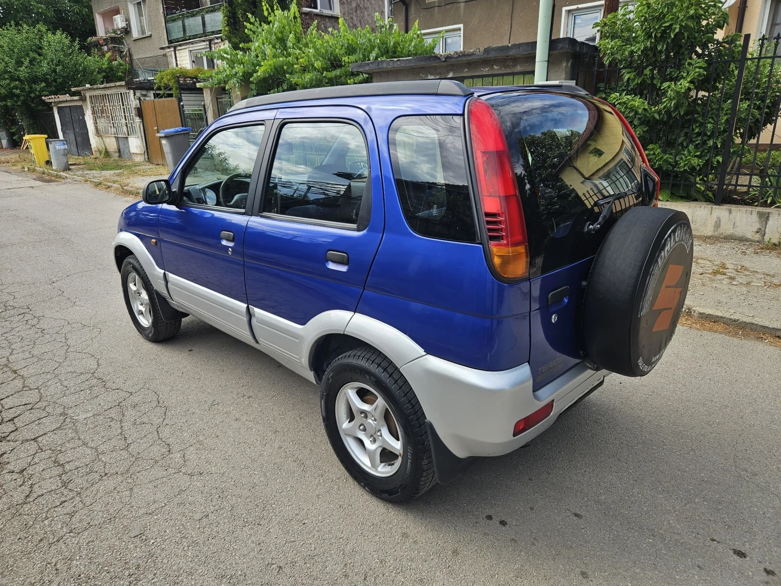 Daihatsu Terios 4x4, снимка 4 - Автомобили и джипове - 55159233