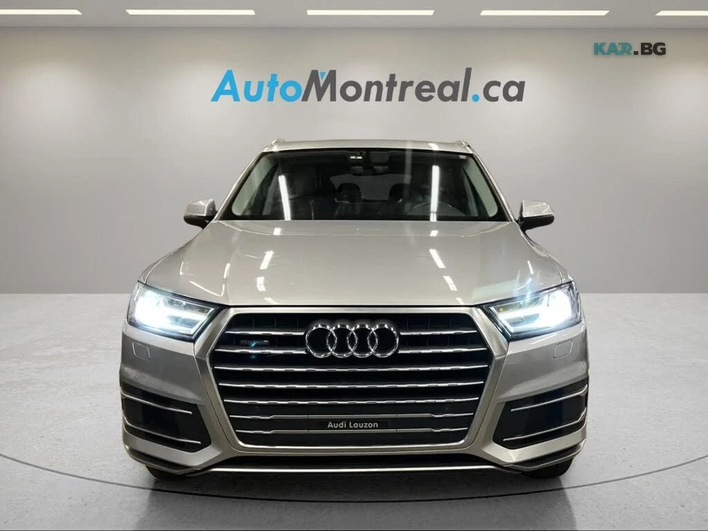 Audi Q7 * PANORAMA * Автокредит * (Цена до България)