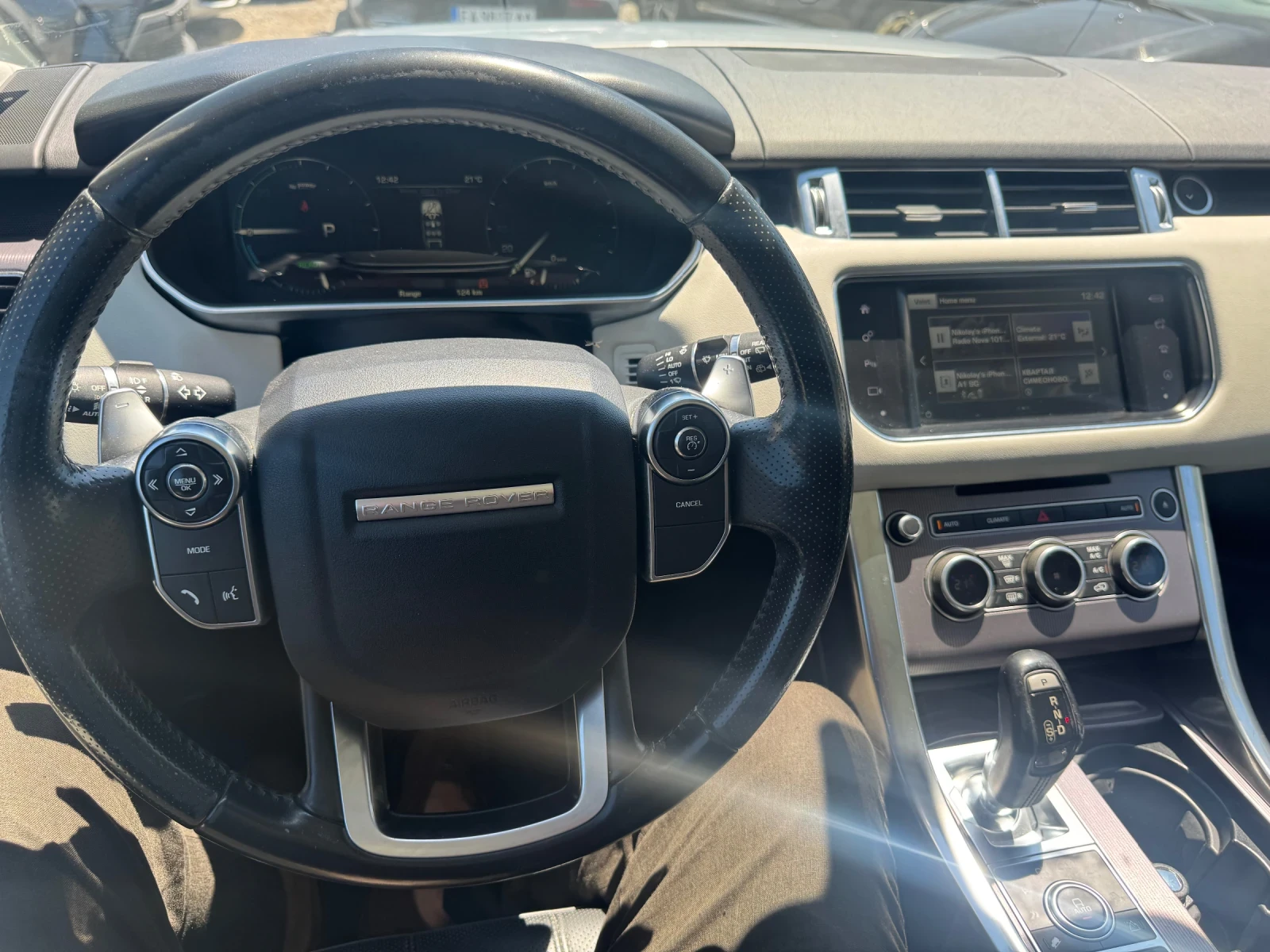 Land Rover Range Rover Sport HYBRID * 141000km* ПАНОРАМА* КОЖА* КАМЕРА* 22 * 30, снимка 16 - Автомобили и джипове - 55474597