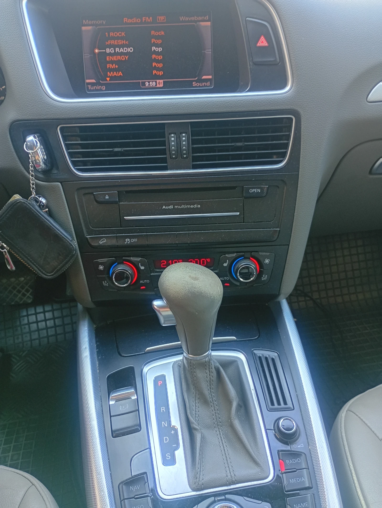 Audi Q5 3.0 Diesel Automatic, снимка 10 - Автомобили и джипове - 55567789