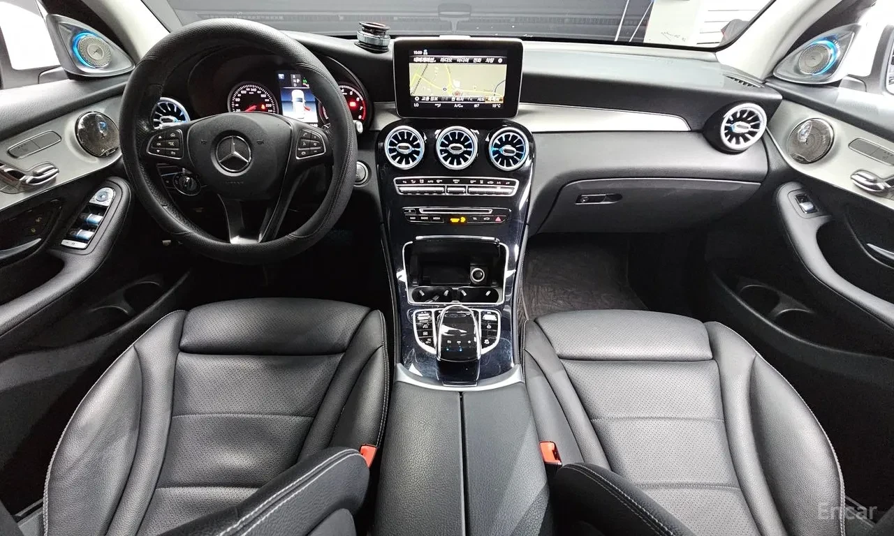 Mercedes-Benz GLC 350 Hybrid* BURMERSTER* Подгрев* Камера, снимка 10 - Автомобили и джипове - 55752633