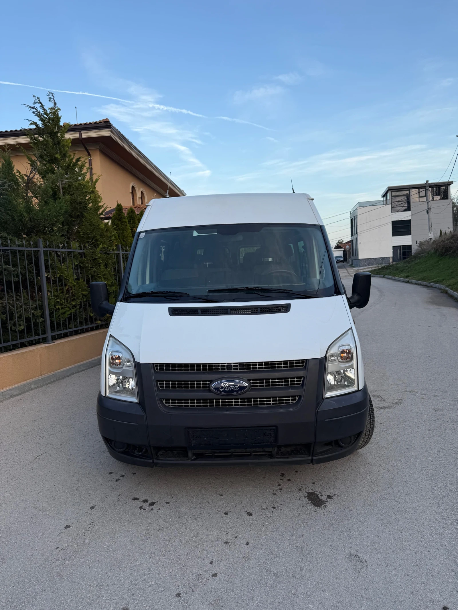 Ford Transit 2.2 tdci 8+ 1 - изображение 2
