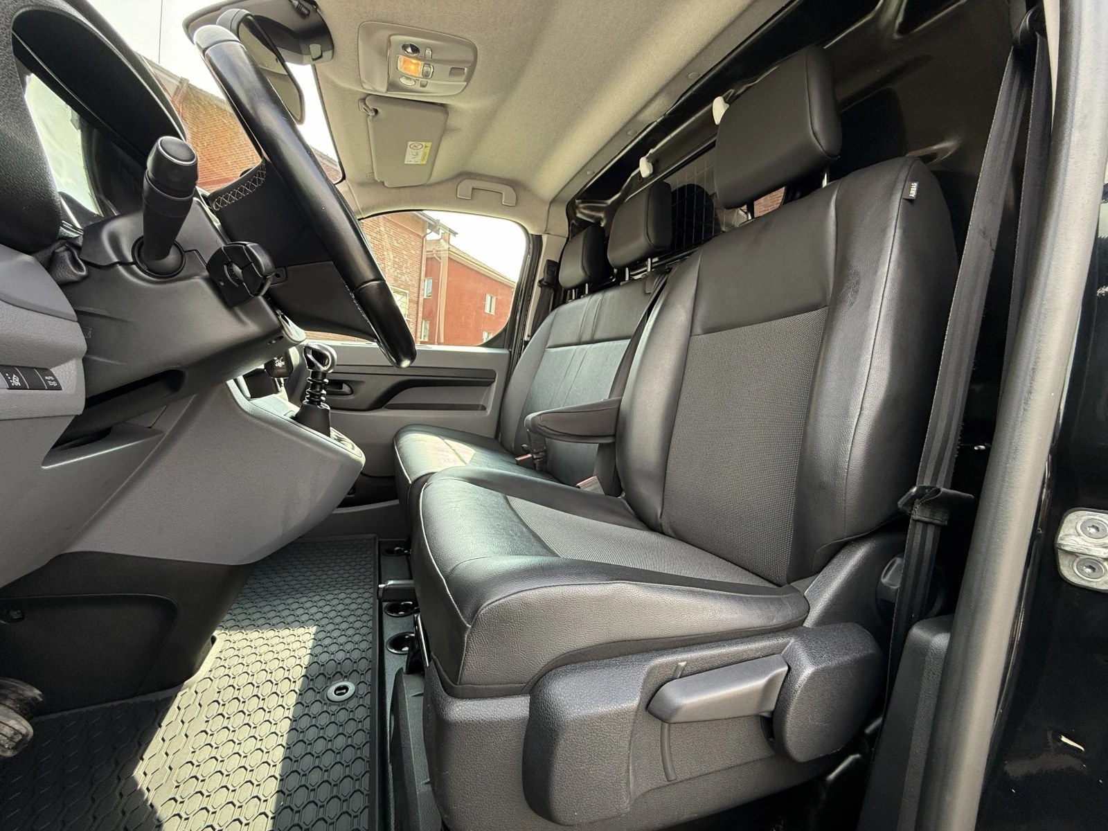 Citroen Jumpy 2.0HDI-КЛИМАТИК-ШВЕЙЦАРИЯ, снимка 11 - Бусове и автобуси - 55151703