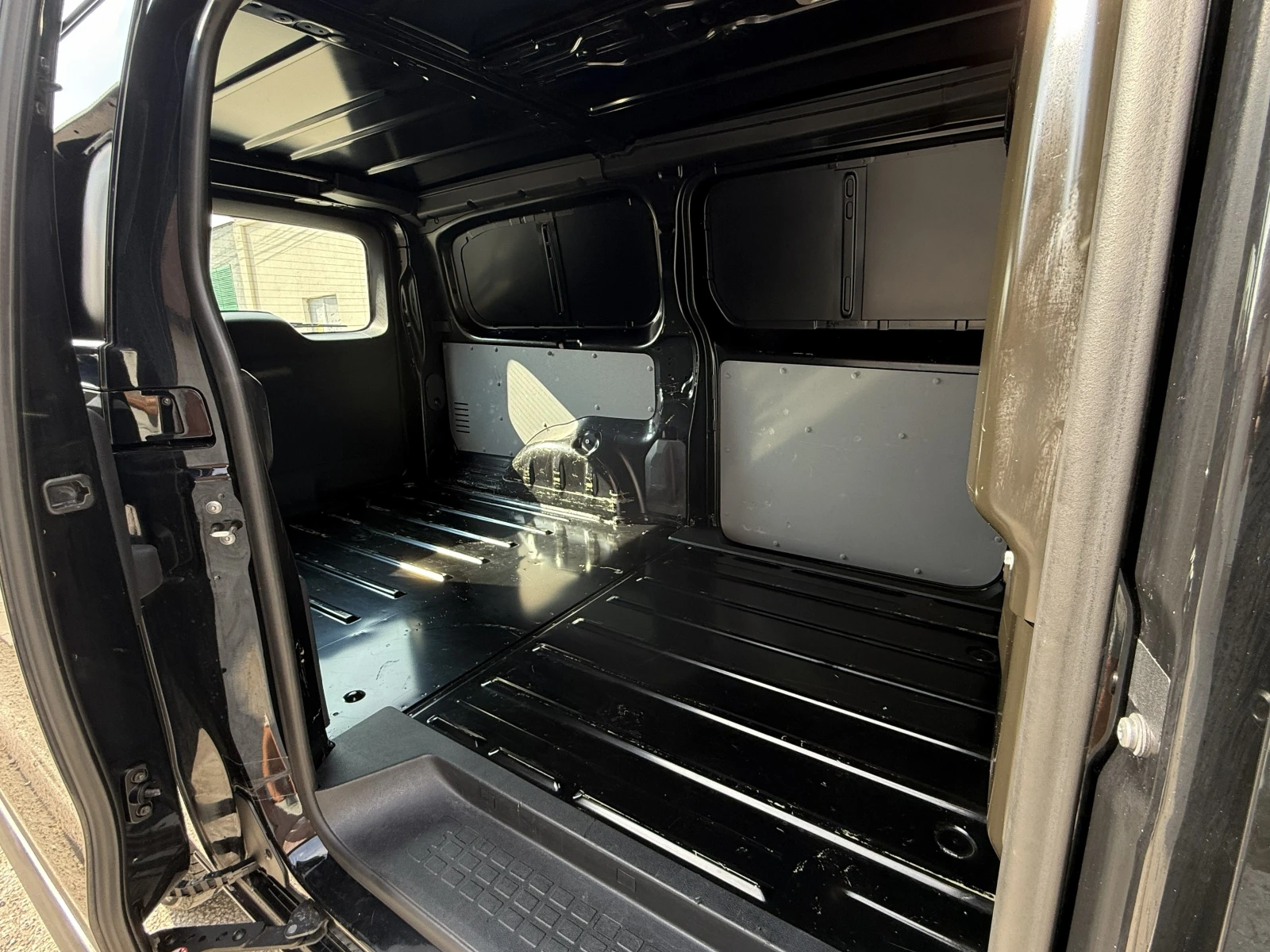 Citroen Jumpy 2.0HDI-КЛИМАТИК-ШВЕЙЦАРИЯ, снимка 13 - Бусове и автобуси - 55151703