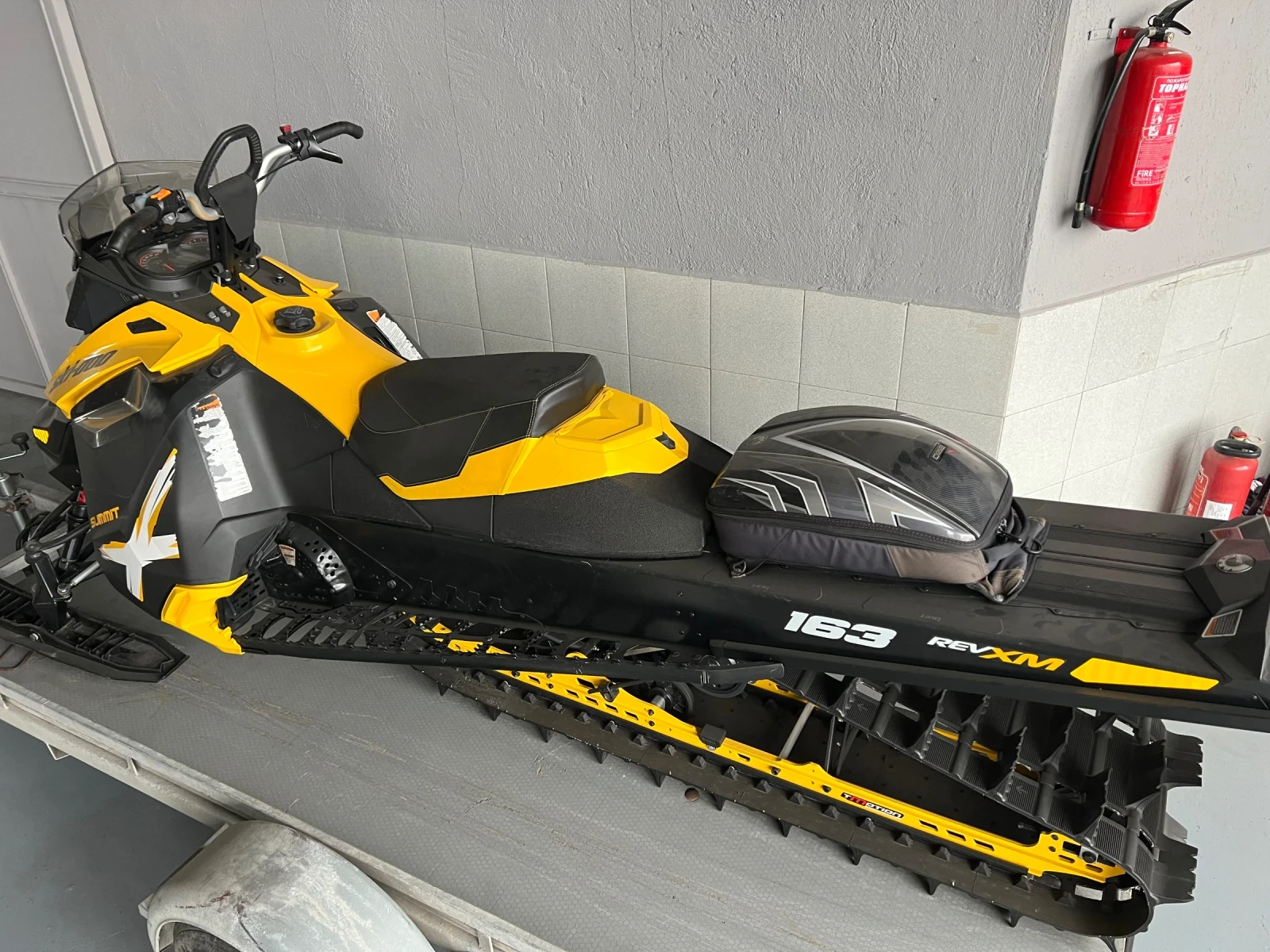 Ski-Doo Summit ROTAX 800R E-TEC - изображение 3