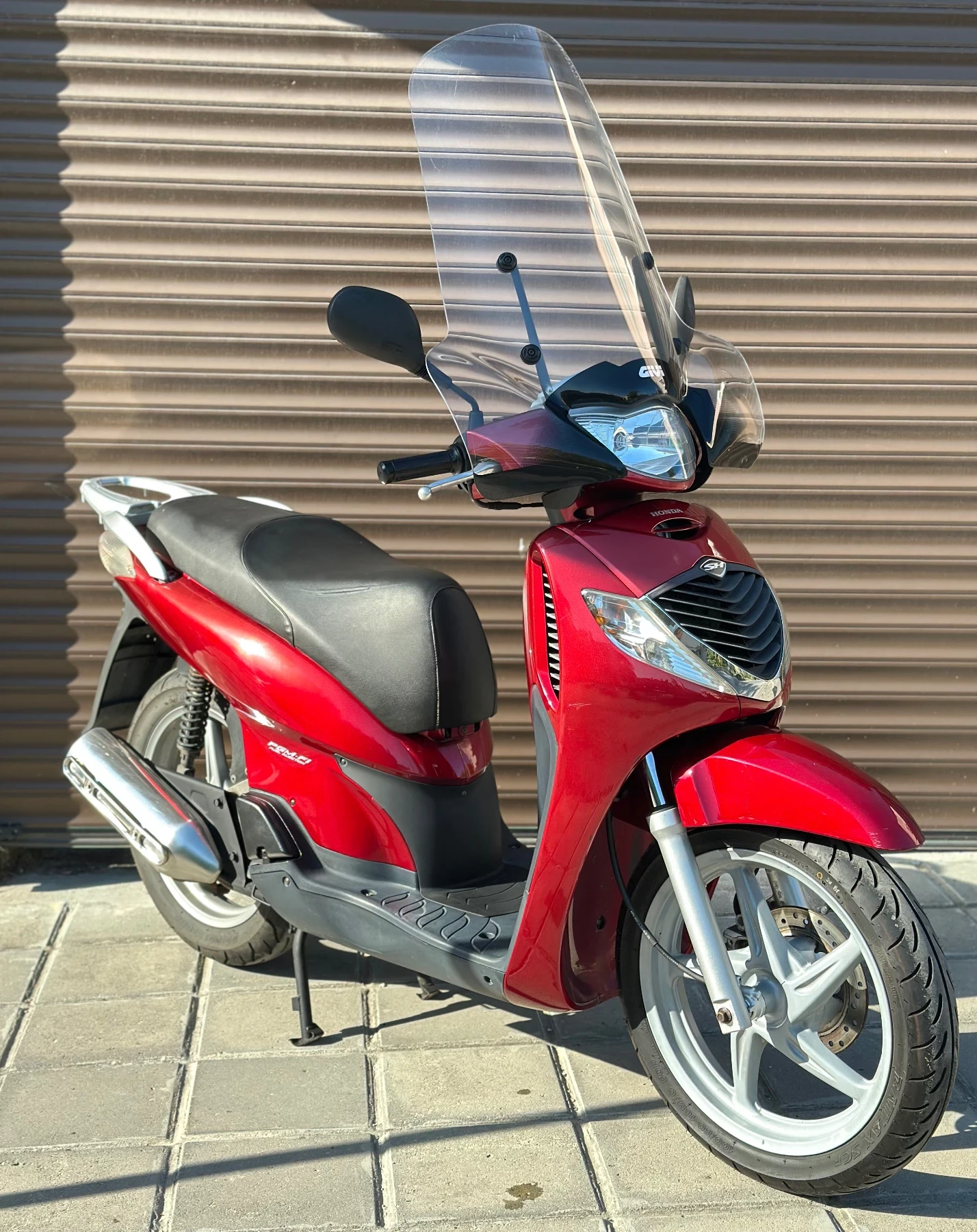 Honda Sh 125 i Нов внос от Швейцария, снимка 2 - Мотоциклети и мототехника - 55640805