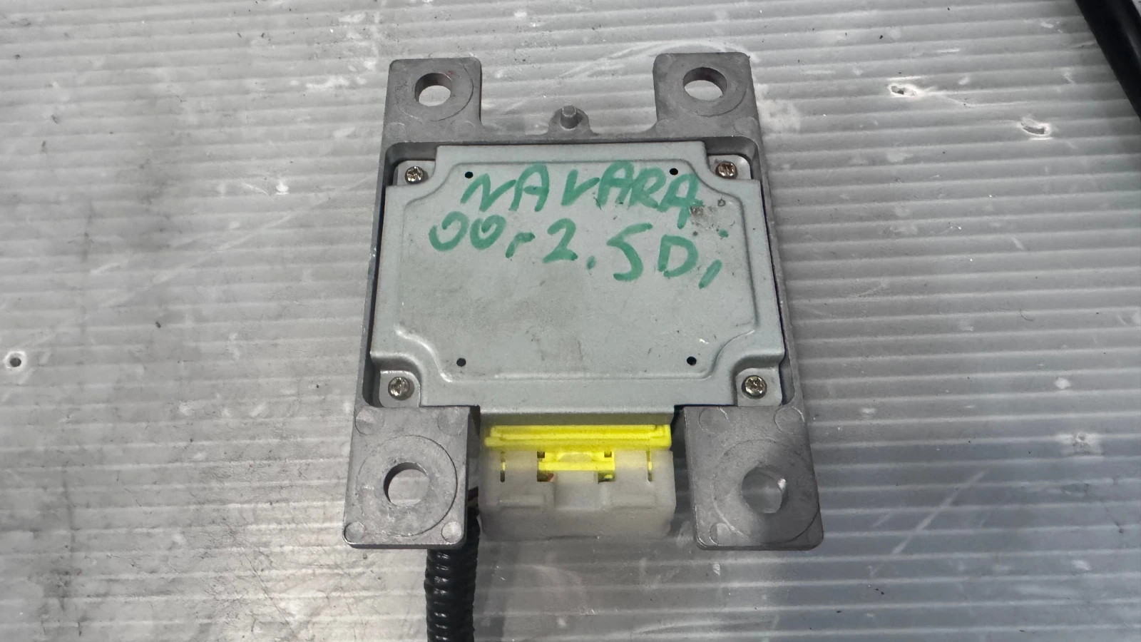 Airbag  /  /  a Nissan Navara - 285562S700 | Mobile.bg   2