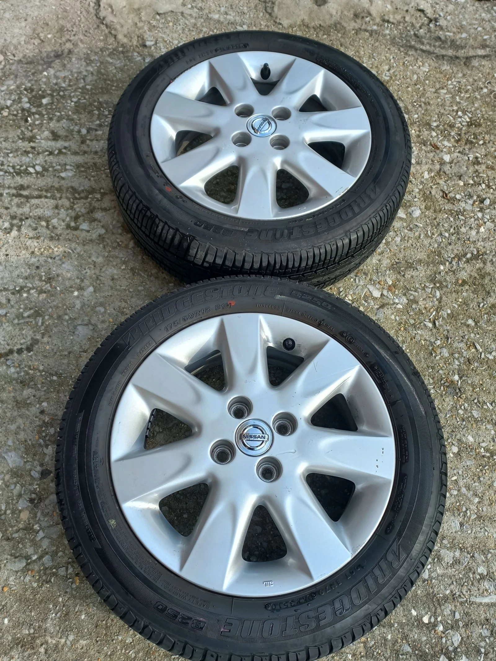 ������ �� Nissan Micra | Mobile.bg � ����������� 12