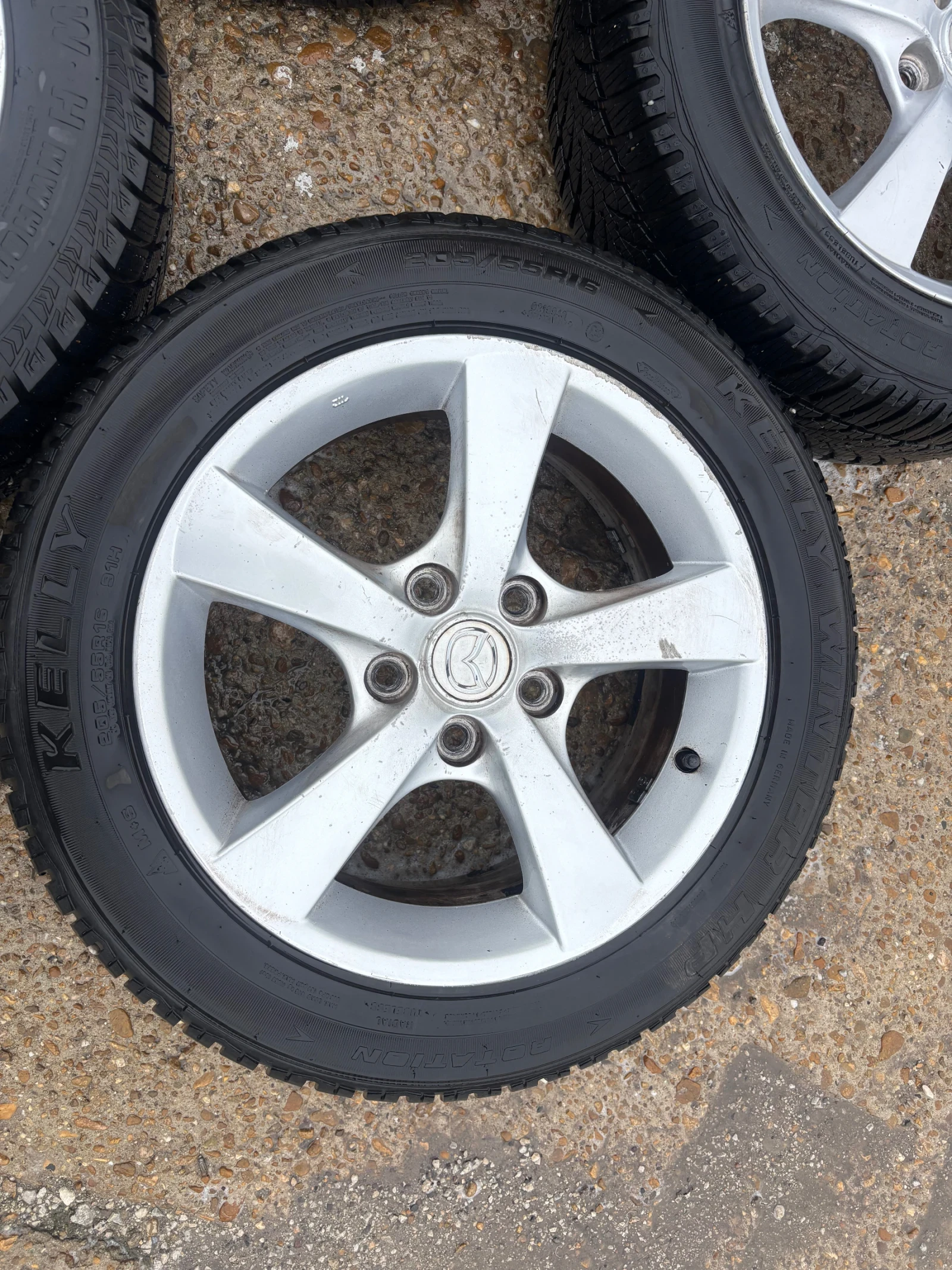 ���� � ������ 205/55R16 �� Mazda 3 | Mobile.bg � ����������� 3