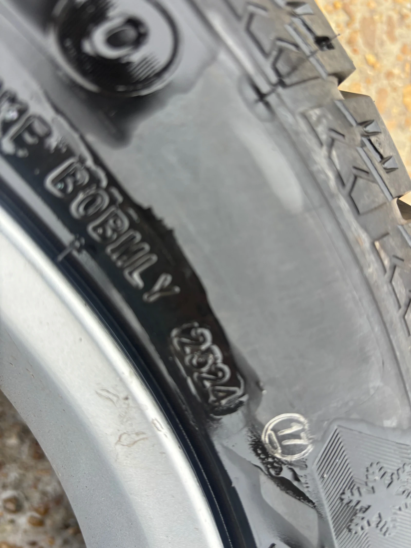 ���� � ������ 205/55R16 �� Mazda 3 | Mobile.bg � ����������� 13