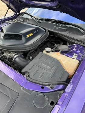 Dodge Challenger 6.4 srt 500hp / КАСКО/ ГЕНЕРАЦИЯ /БЕЗ ЗАБЕЛЕЖКА, снимка 15