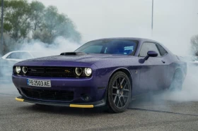 Dodge Challenger 6.4 srt 500hp / КАСКО/ ГЕНЕРАЦИЯ /БЕЗ ЗАБЕЛЕЖКА, снимка 1