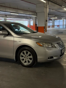 Toyota Camry Газ, снимка 3
