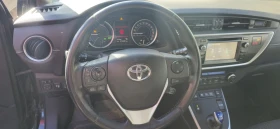 Toyota Auris 1.8i hibrid ГАЗ, снимка 11