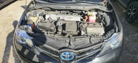 Toyota Auris 1.8i hibrid ГАЗ, снимка 16