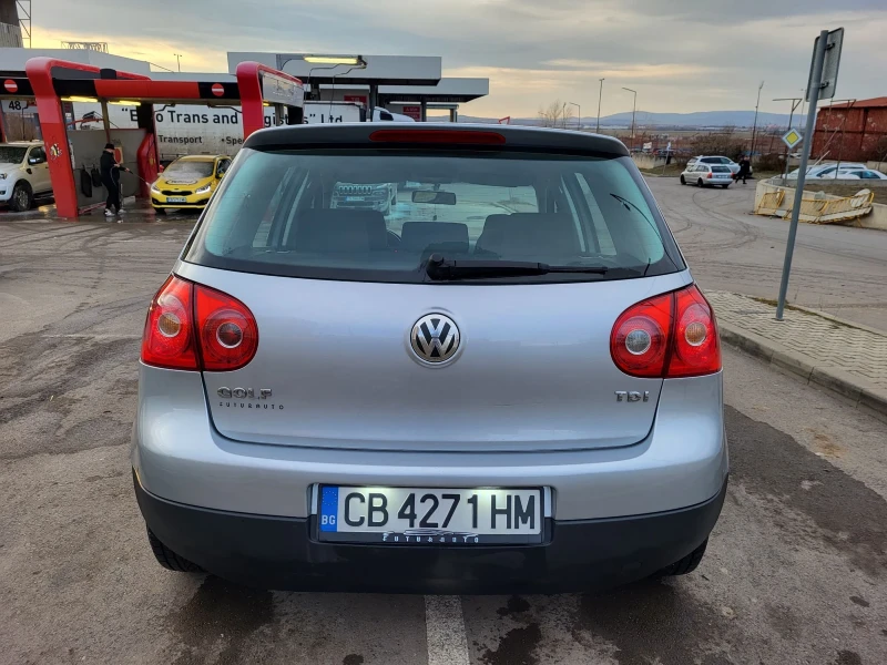 VW Golf 5 1.9 TDI  ТОП !, снимка 6 - Автомобили и джипове - 48878795