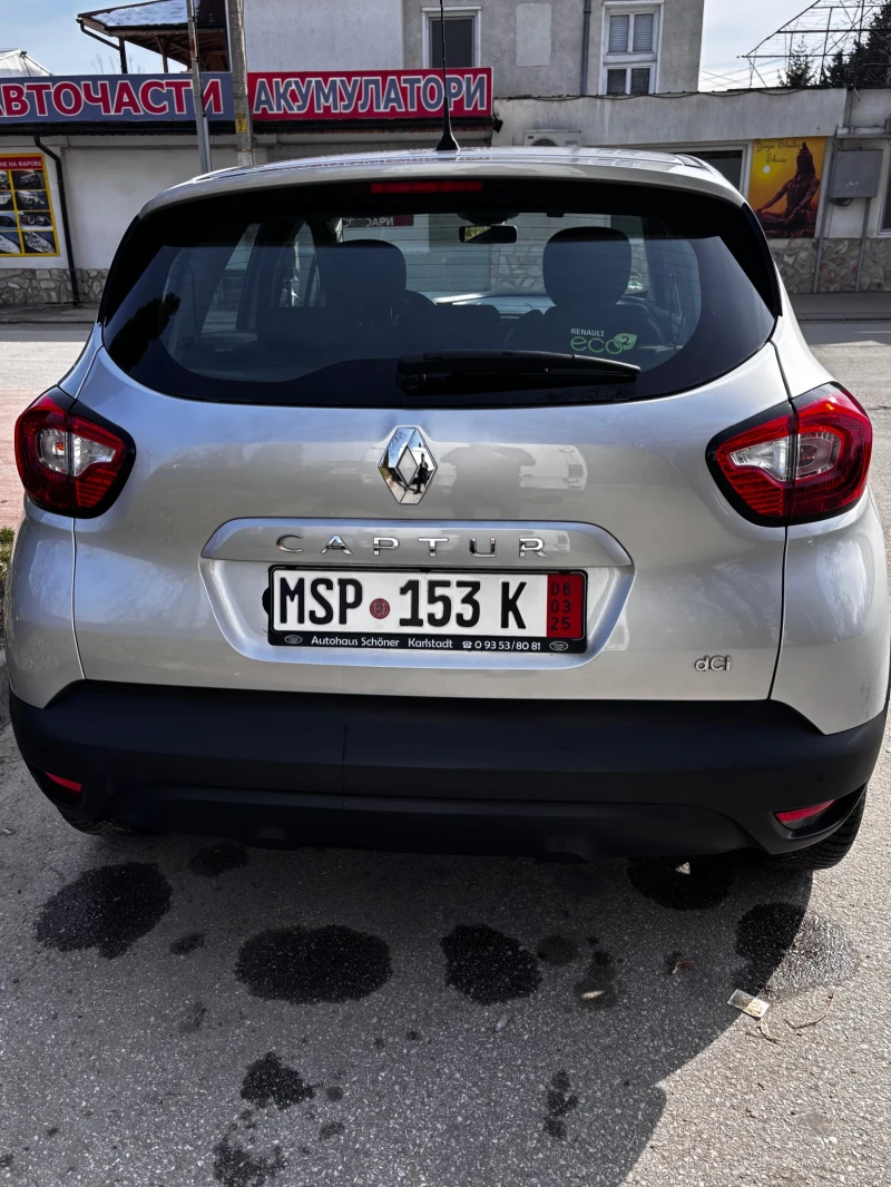 Renault Captur 1.5 DCI , снимка 6 - Автомобили и джипове - 49235401