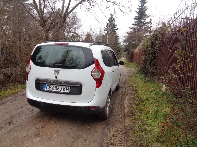 Dacia Lodgy, снимка 3 - Автомобили и джипове - 49430783