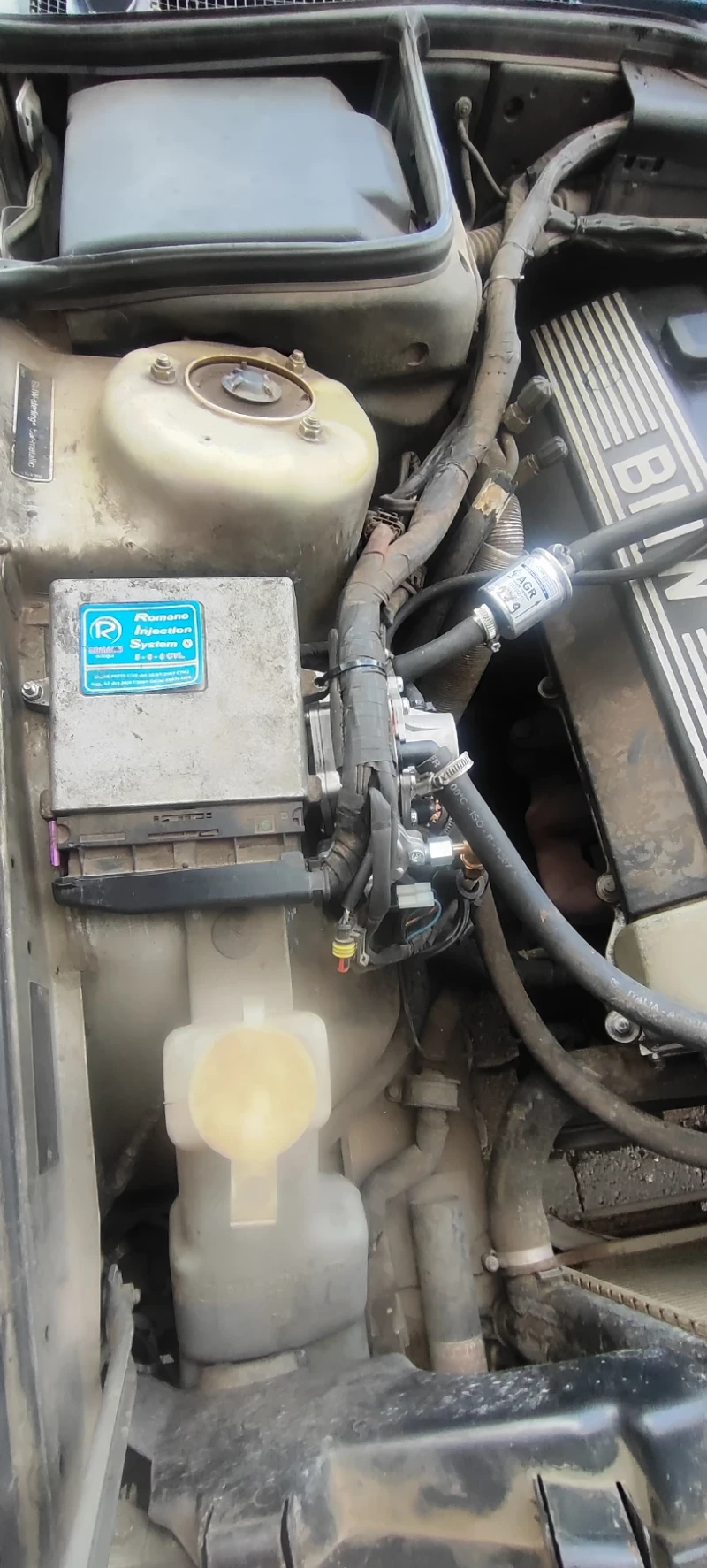 BMW 520, снимка 8 - Автомобили и джипове - 50830157