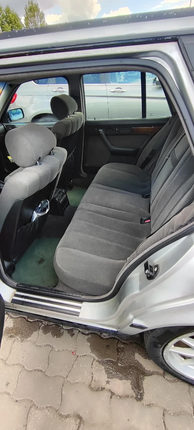 BMW 520, снимка 11 - Автомобили и джипове - 50830157