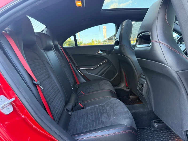 Mercedes-Benz CLA 45 AMG 4MATIC, снимка 10 - Автомобили и джипове - 51736387
