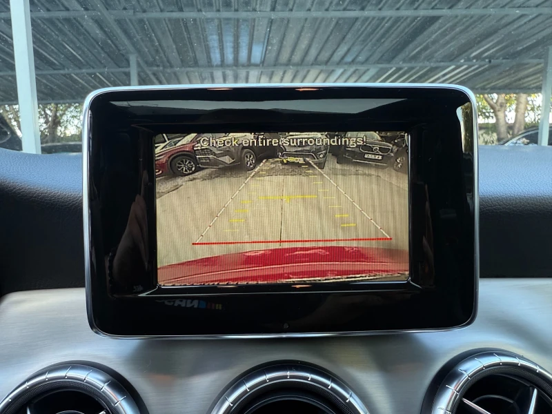 Mercedes-Benz CLA 45 AMG 4MATIC, снимка 14 - Автомобили и джипове - 51736387