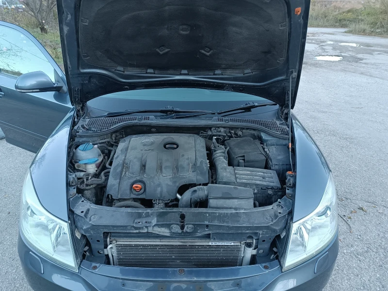 Skoda Octavia 2.0, снимка 13 - Автомобили и джипове - 52127415