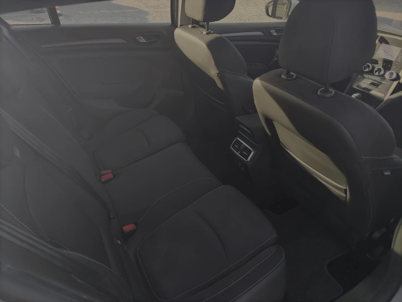 Renault Megane  1.5 dCi 115 к.с./BUSINESS EDITION, снимка 14 - Автомобили и джипове - 52248168