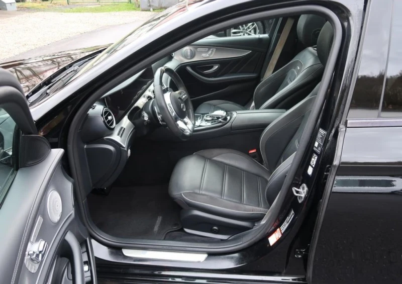 Mercedes-Benz E 63 AMG 4Matic+ , снимка 6 - Автомобили и джипове - 52686644