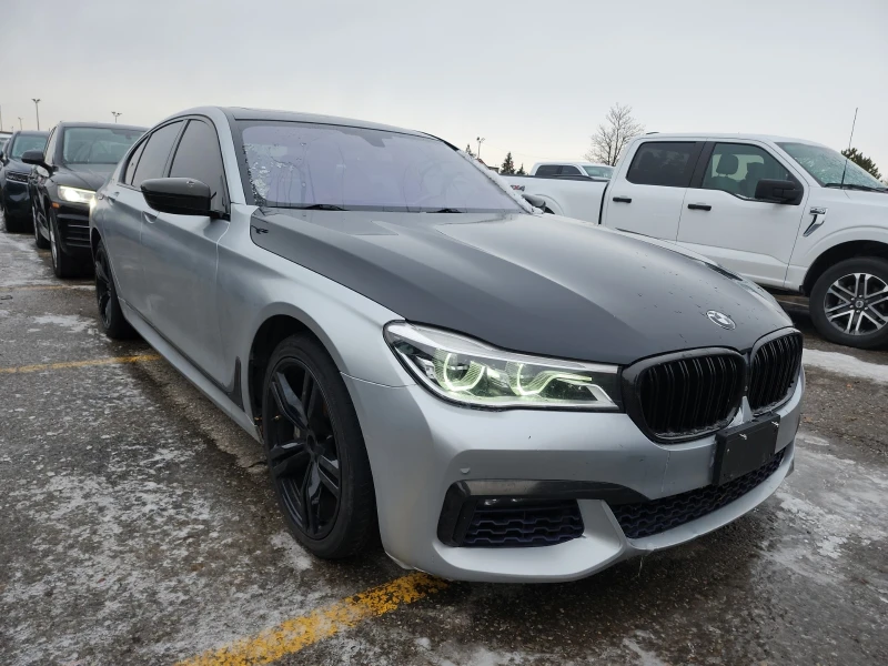 BMW 750 I| XDRIVE| PANORAMA| CARFAX, снимка 2 - Автомобили и джипове - 53432531