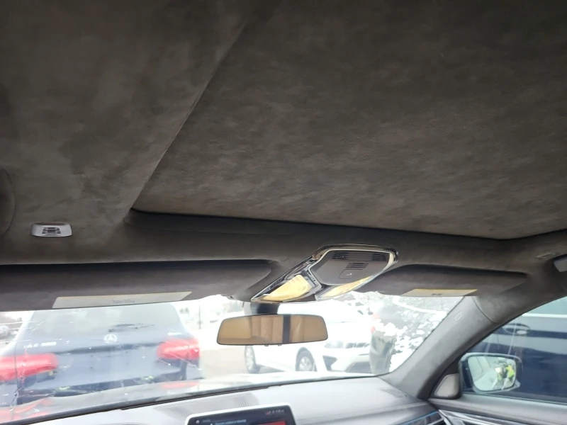 BMW 750 I| XDRIVE| PANORAMA| CARFAX, снимка 13 - Автомобили и джипове - 53432531