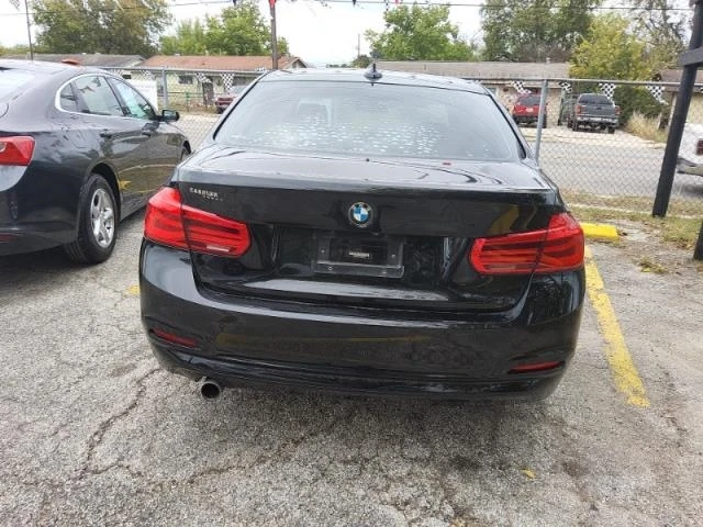 BMW 320 Hands-free* камера* подгрев* keyless* панорама , снимка 5 - Автомобили и джипове - 48261690