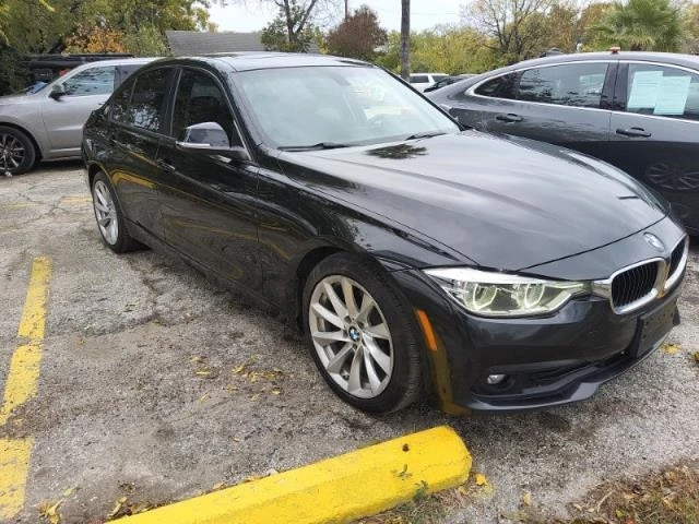 BMW 320 Hands-free* камера* подгрев* keyless* панорама , снимка 7 - Автомобили и джипове - 48261690