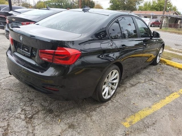 BMW 320 Hands-free* камера* подгрев* keyless* панорама , снимка 6 - Автомобили и джипове - 48261690