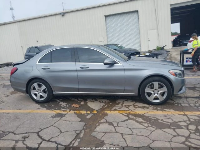 Mercedes-Benz C 300 4MATIC/LUXURY - изображение 4