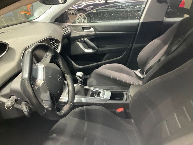 Peugeot 308 308 1.6 THP Allure, снимка 3 - Автомобили и джипове - 55387568