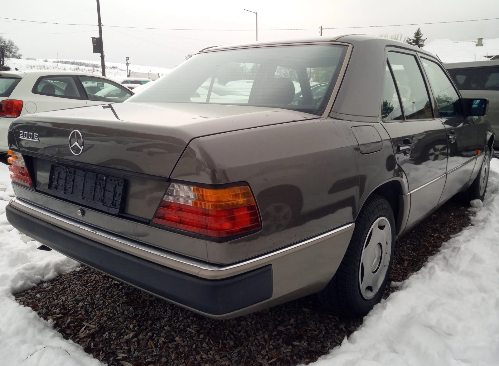 Mercedes-Benz 124 200E - изображение 3