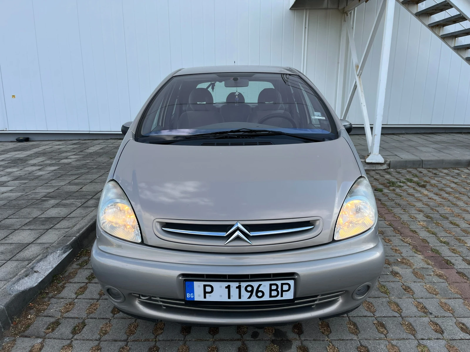 Citroen Xsara picasso 2.0 HDI 90 k.c. - изображение 2