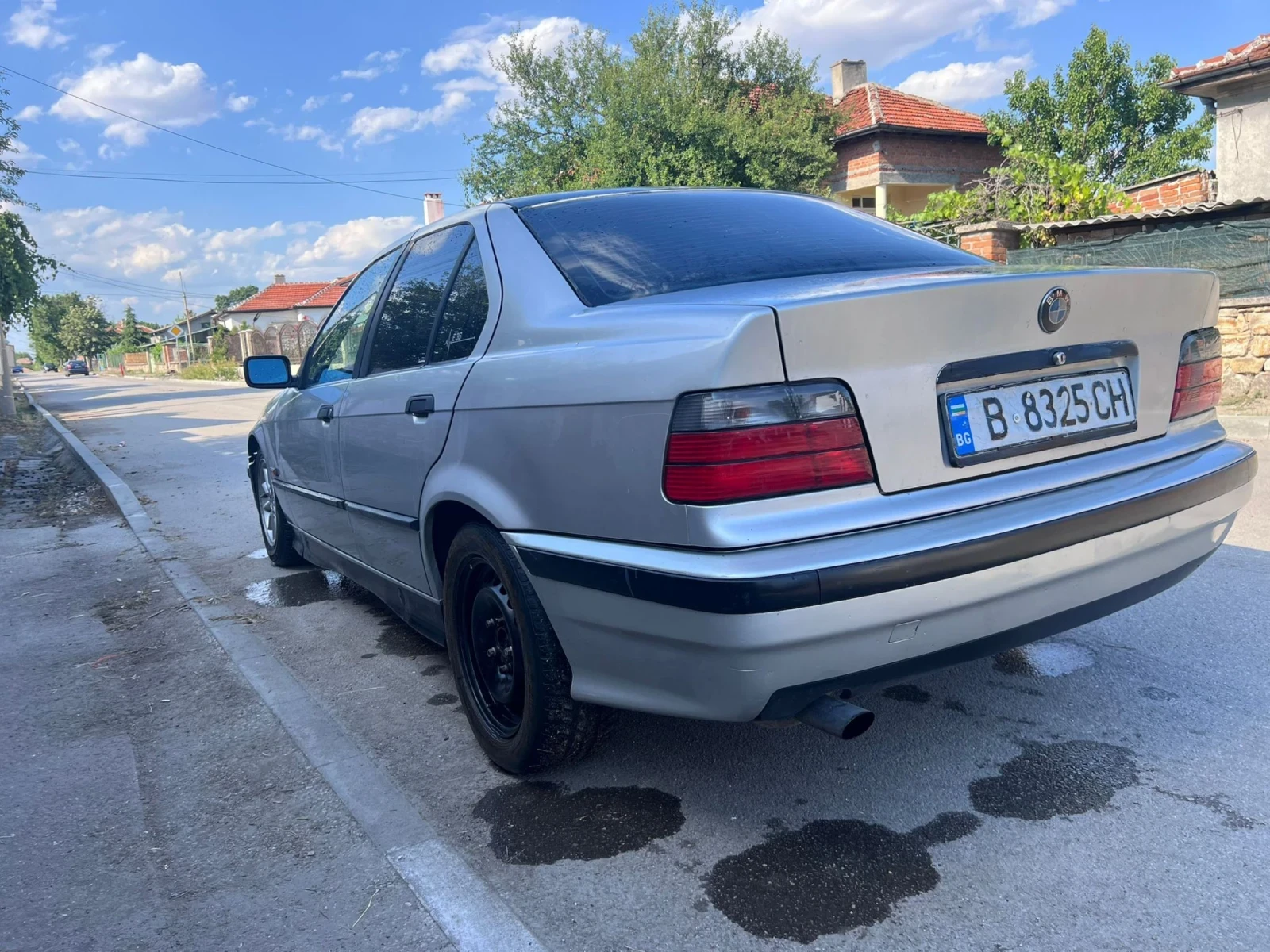 BMW 320  - изображение 9