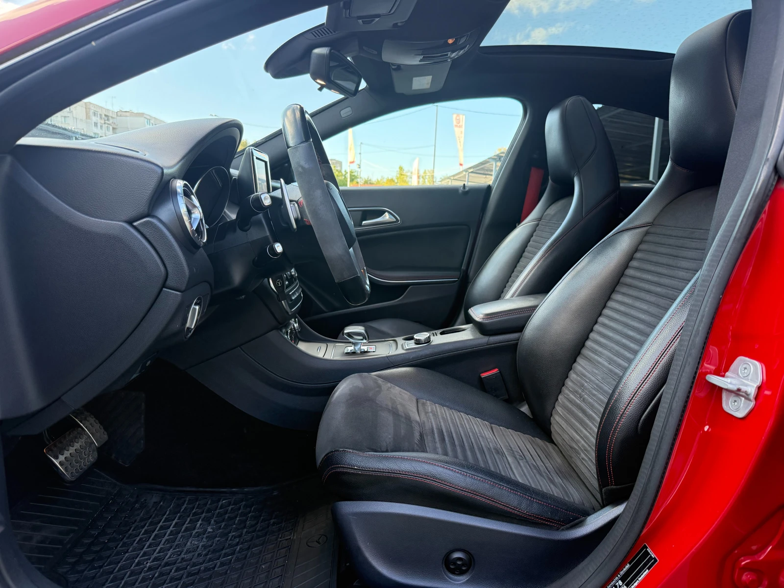Mercedes-Benz CLA 45 AMG 4MATIC - изображение 7