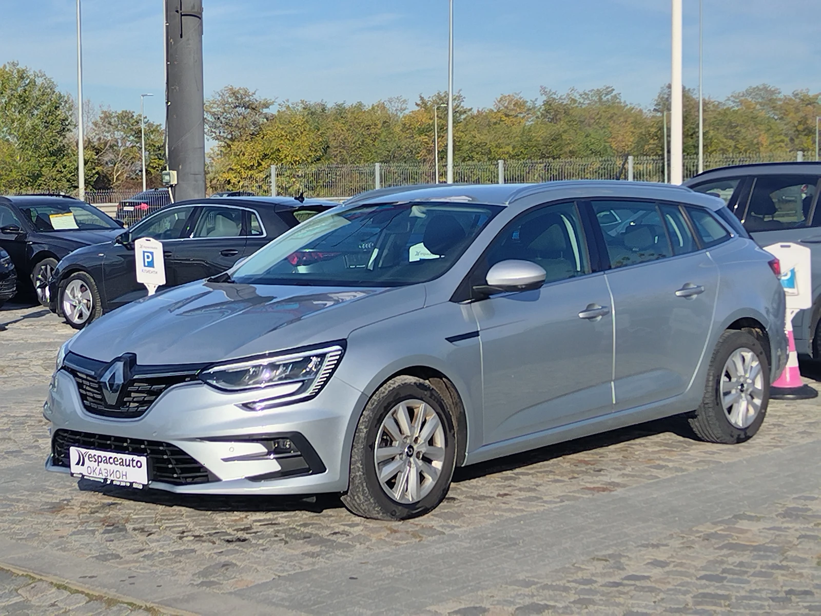Renault Megane  1.5 dCi 115 ../BUSINESS EDITION | Mobile.bg   1